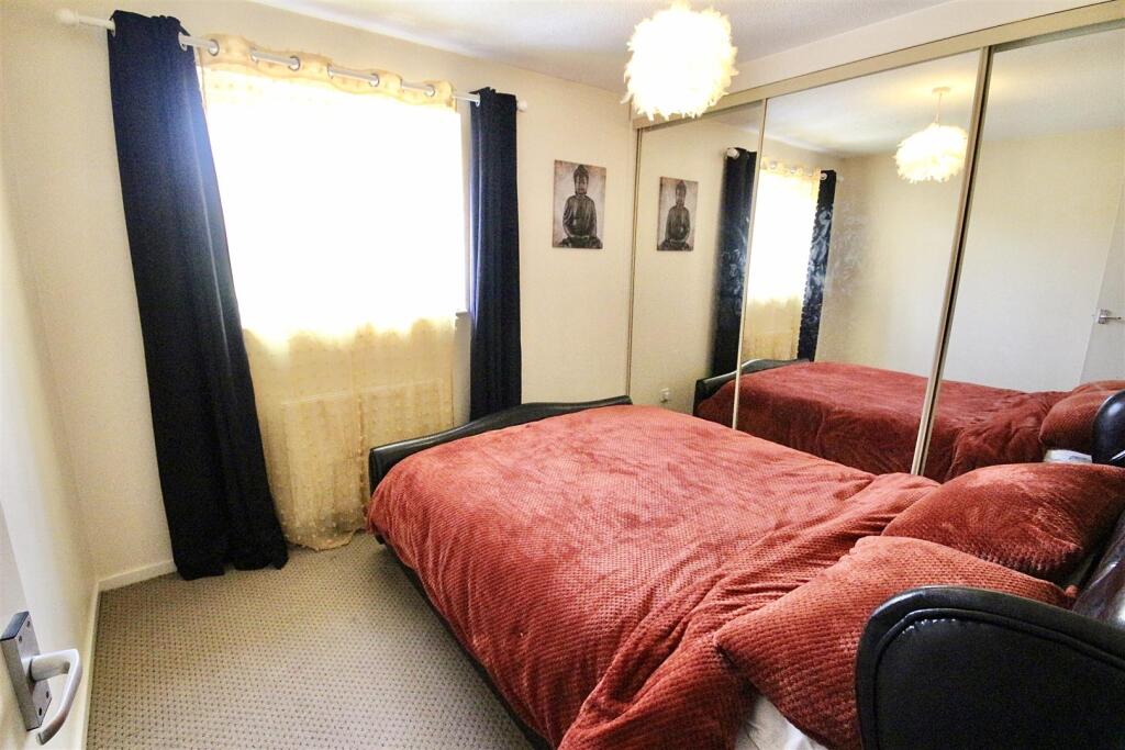 Bedroom 1: