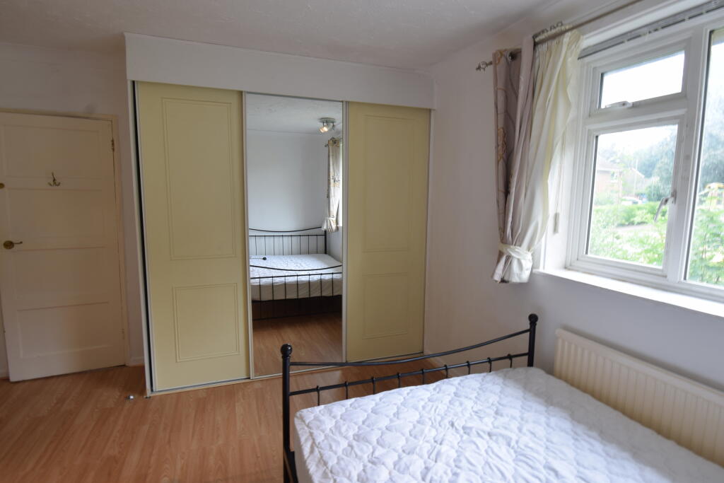 c02d08421b7771dd209486783cd27ec8