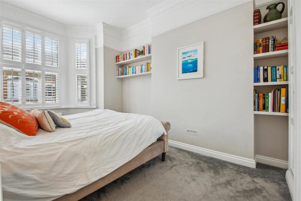 Arlington Gardens, W4 - FOR SALE