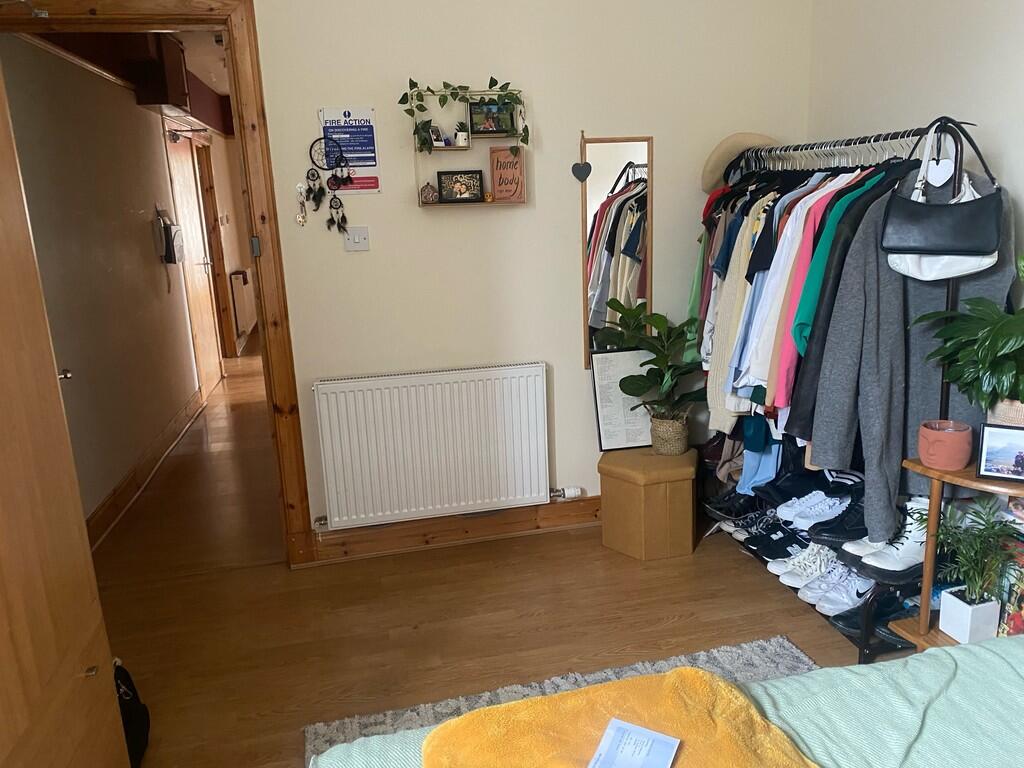Bedroom 4 (2)