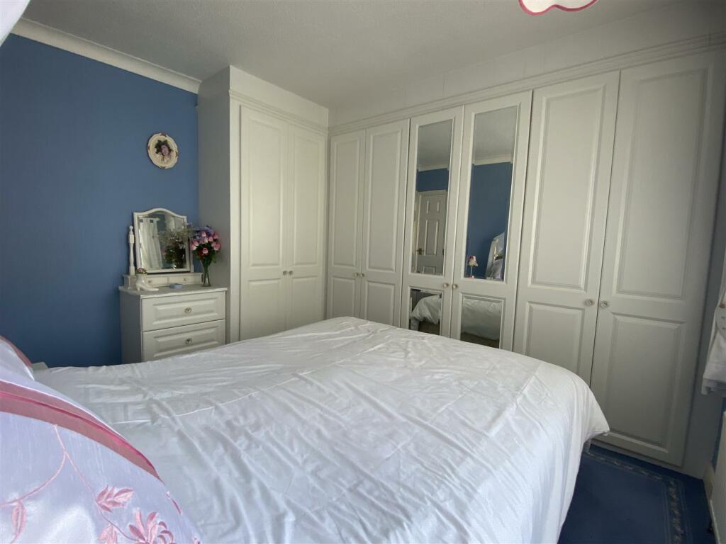 Bedroom no.1 front double: