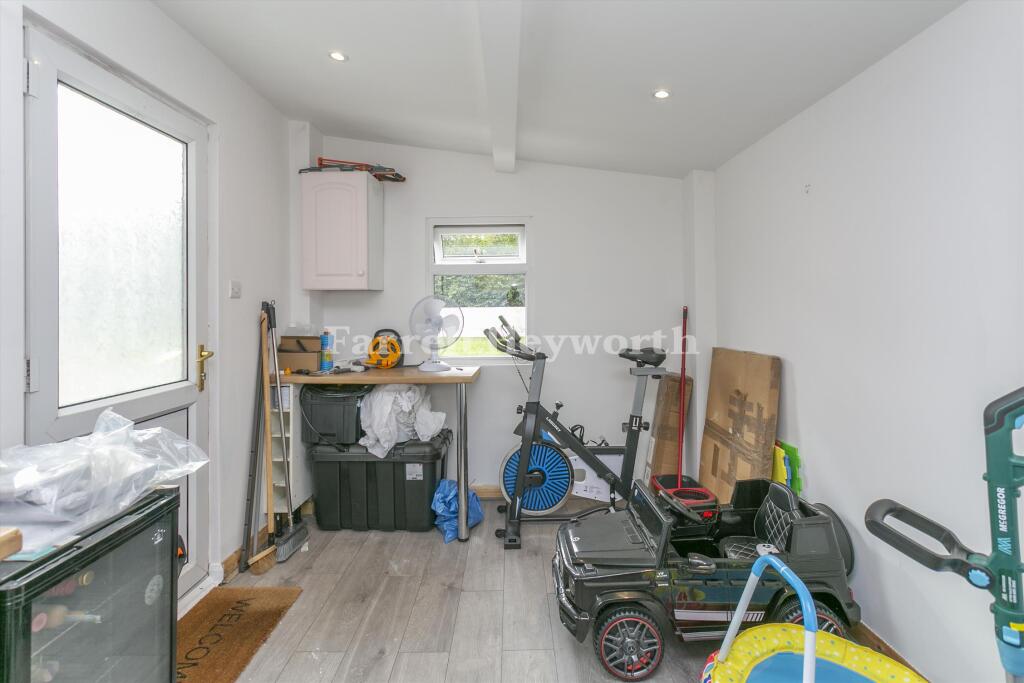 Garage utility