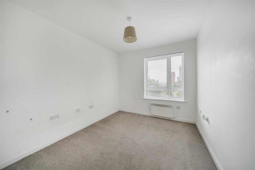 Bedroom 2.jpg