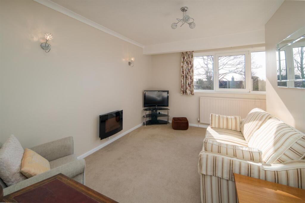 Apartment - Sitting Room.jpeg