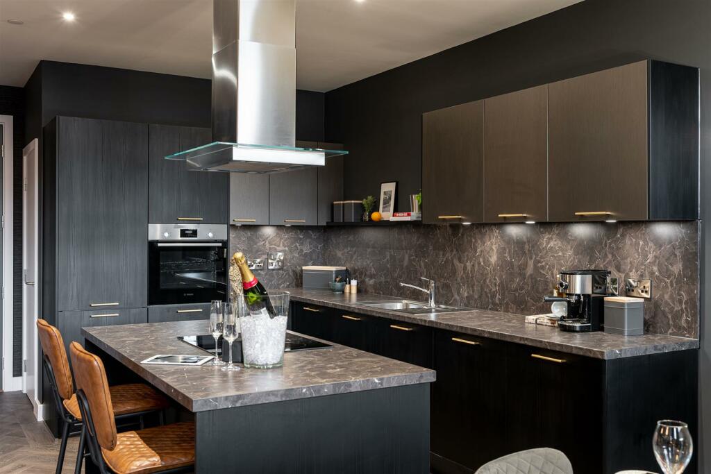 Priory House Showhome - by Ralph Media Group 09504