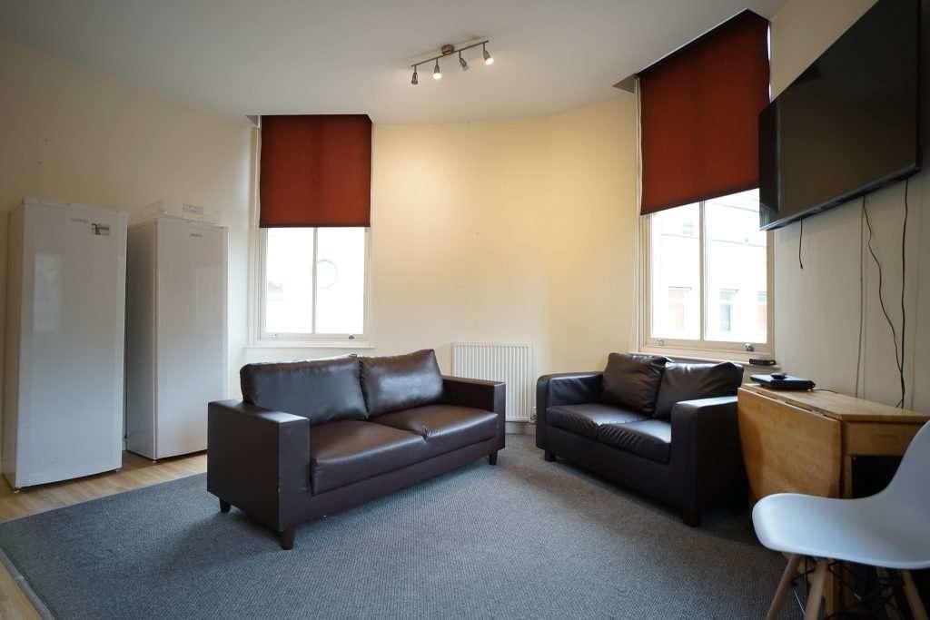 Flat_1_498_Glossop_Road