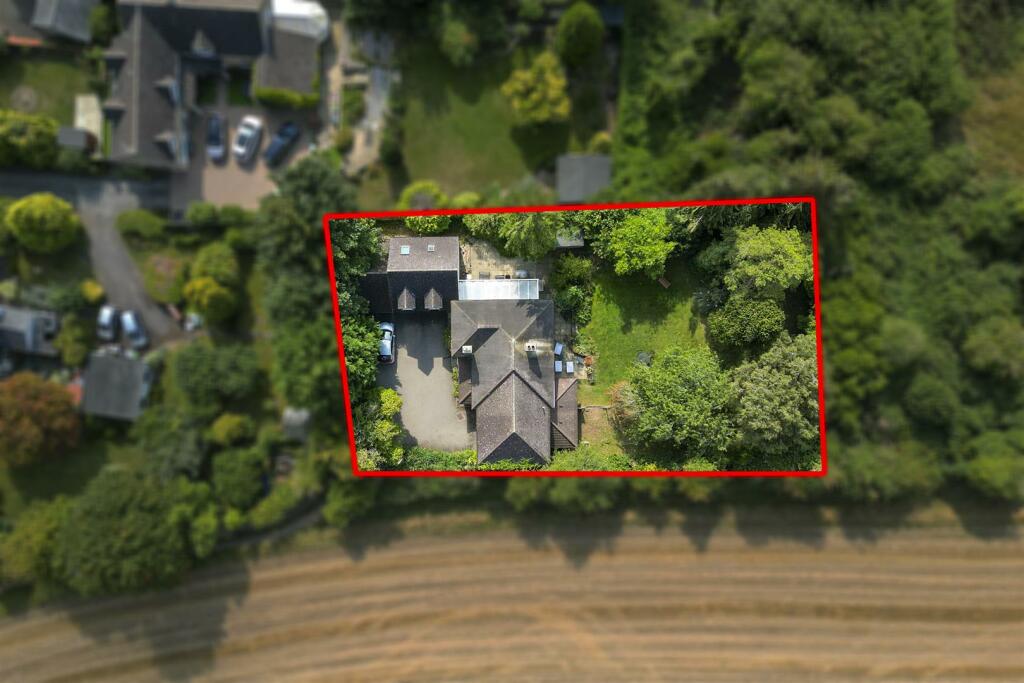 IrchesterDroneWeb04.jpg