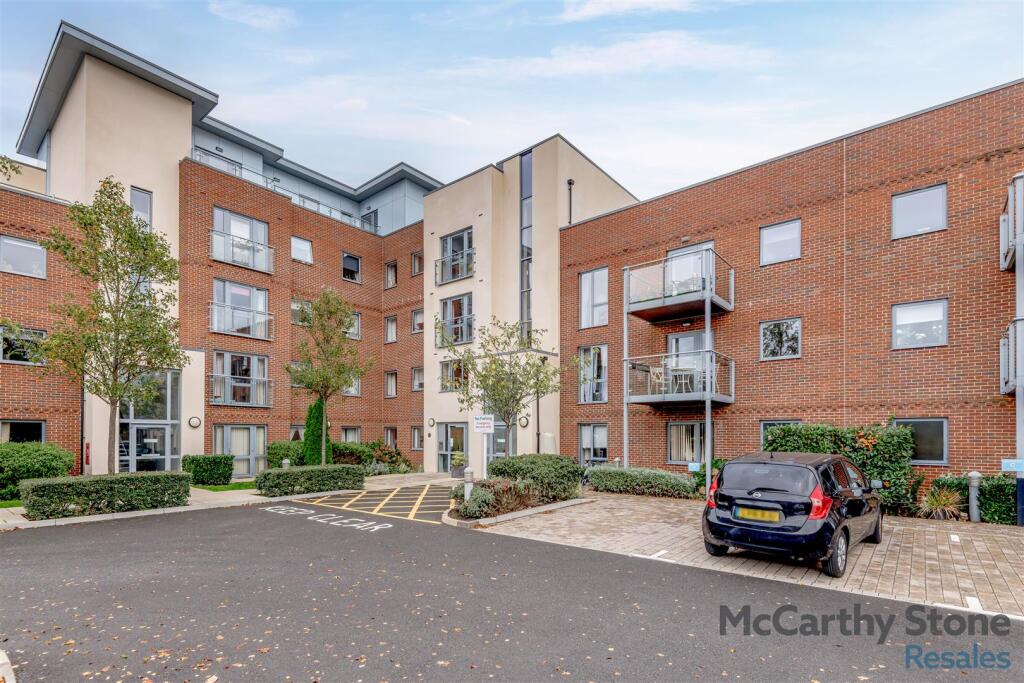8667784-exterior10.jpg