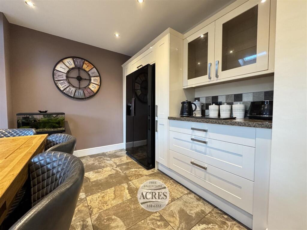 IMG_3921 (Large).jpg