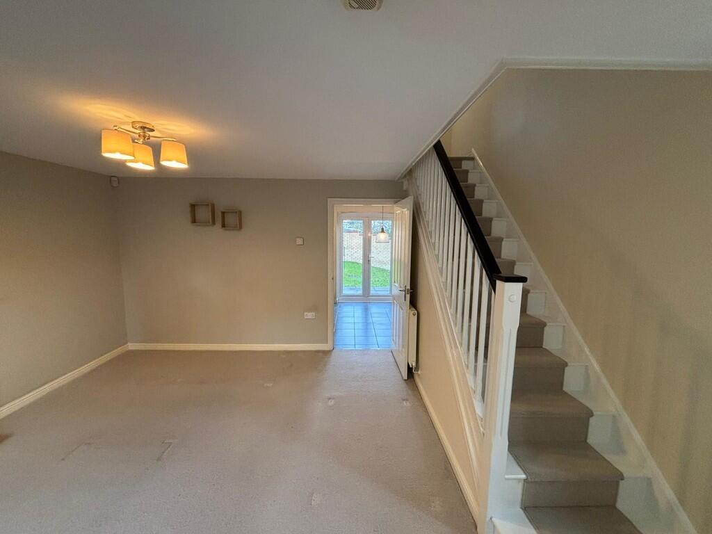 PHOTO-2025-10-21-...