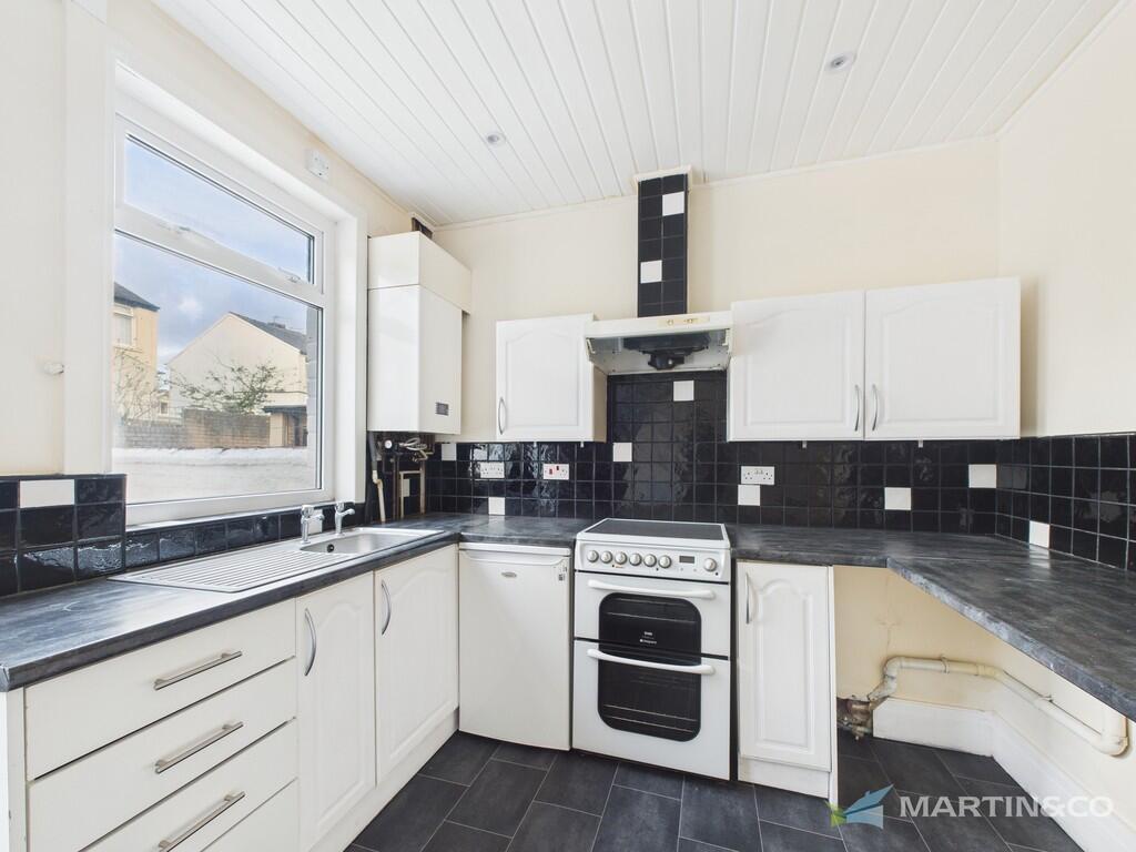 CAM02318G0-PR0546...