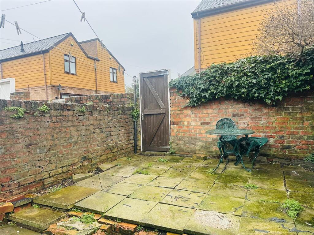 Back of House 2.jpeg