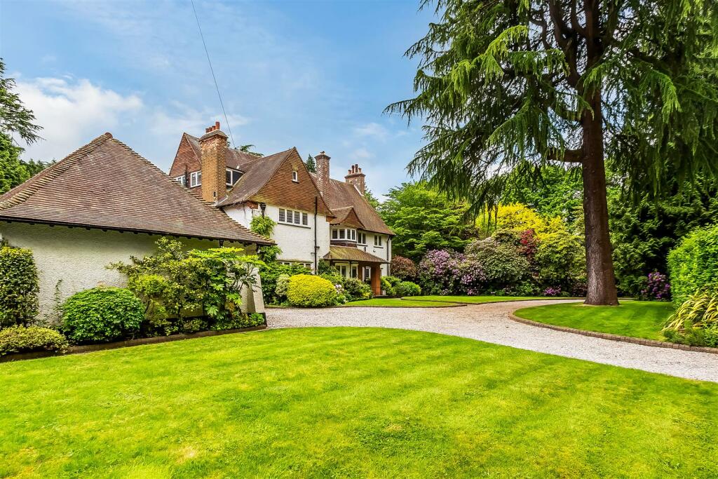 Chequers-Corner-11.jpg