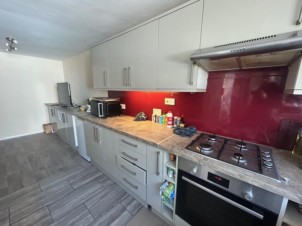 Kitchen 3