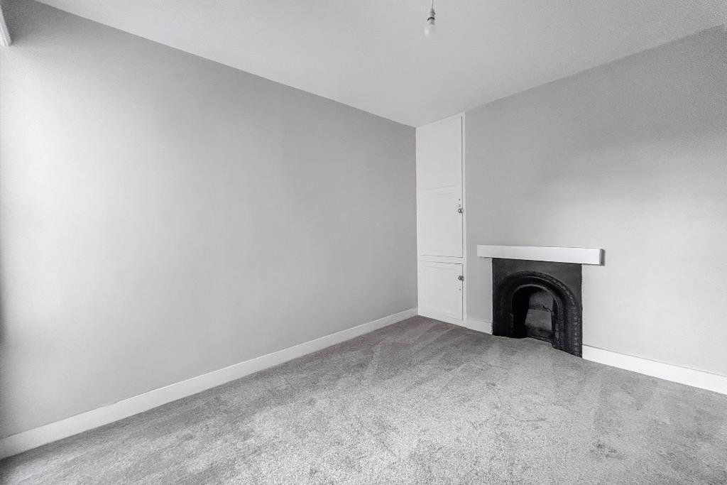 bed1 (Portal Size).jpg
