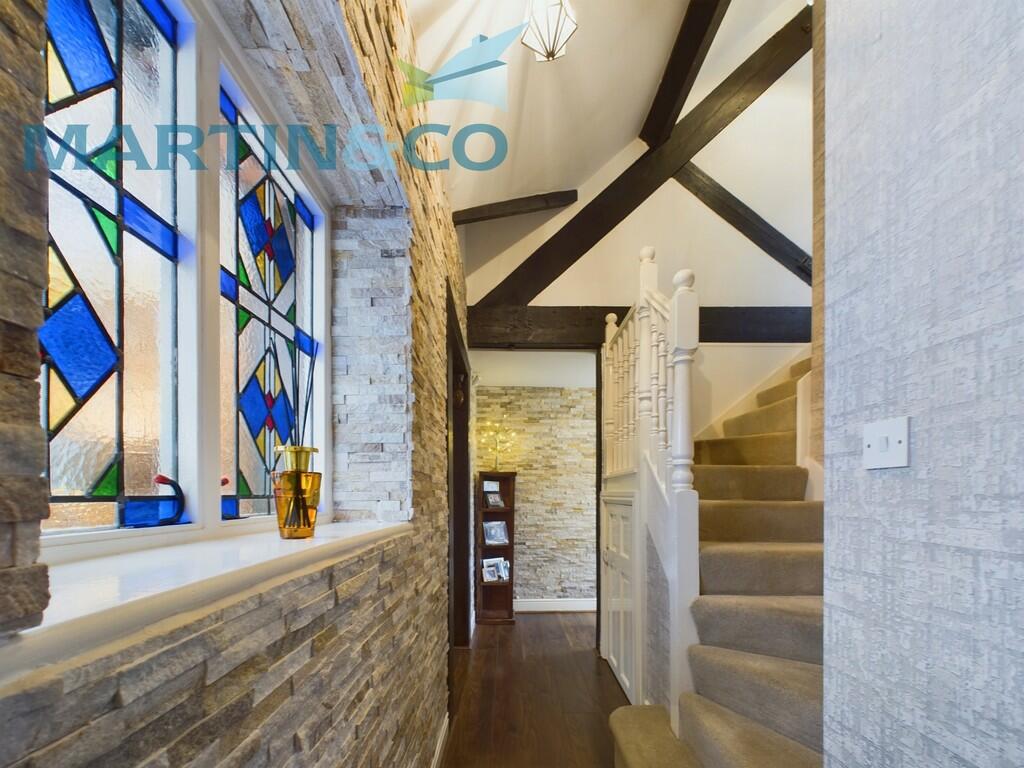 CAM01870G0-PR0143...