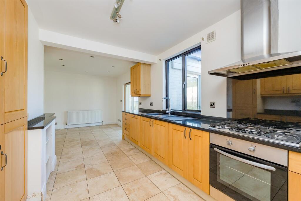 Mill Lane, Thorpe-Bradleys-10.JPG