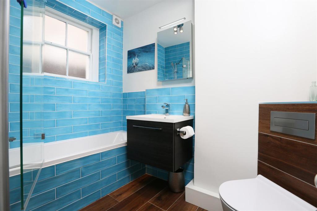 Garden Flat 19 Westfield Park 40.jpg