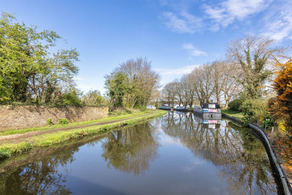 Pear Tree Barn-16.jpg