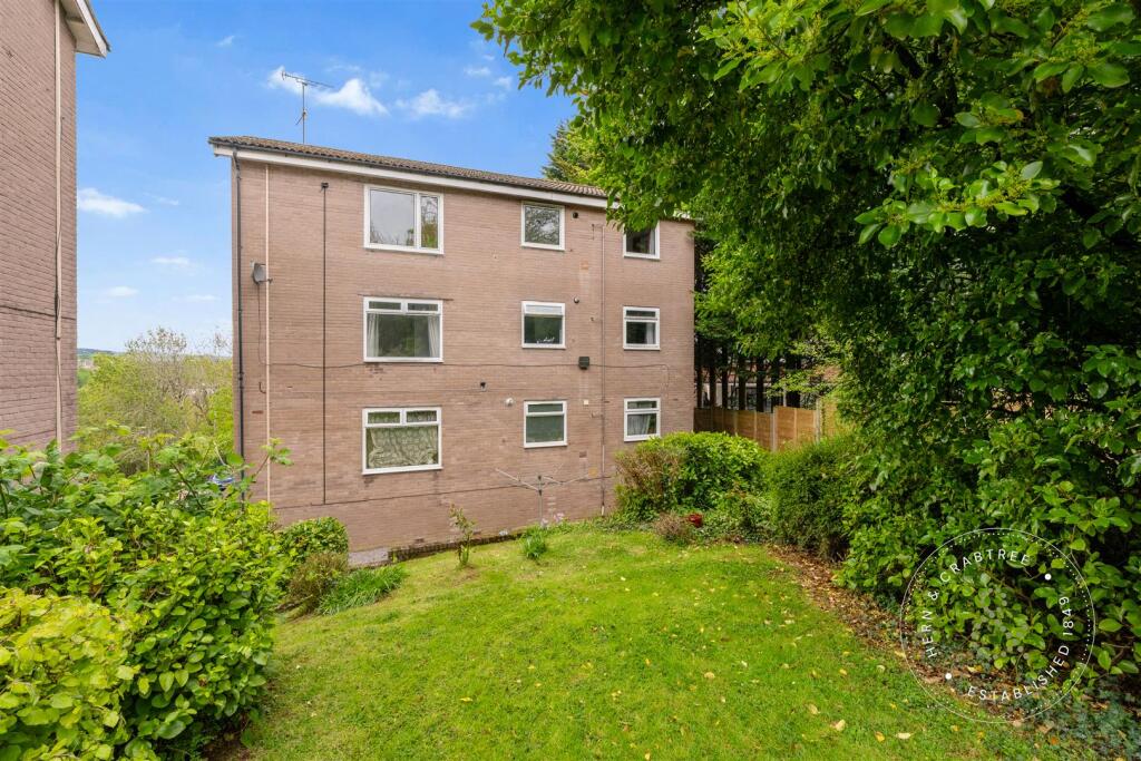 Linnet Close, Hern Crabtree (25).jpg