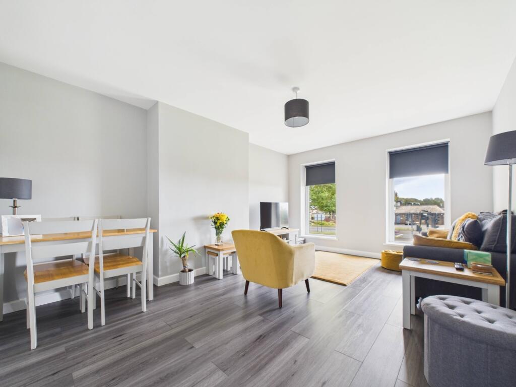 CAM02195G0-PR0089-STILL015