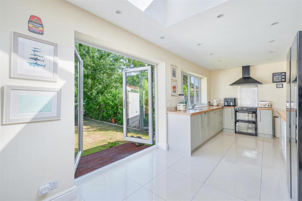 CORBET ROAD, 6- (11).jpg