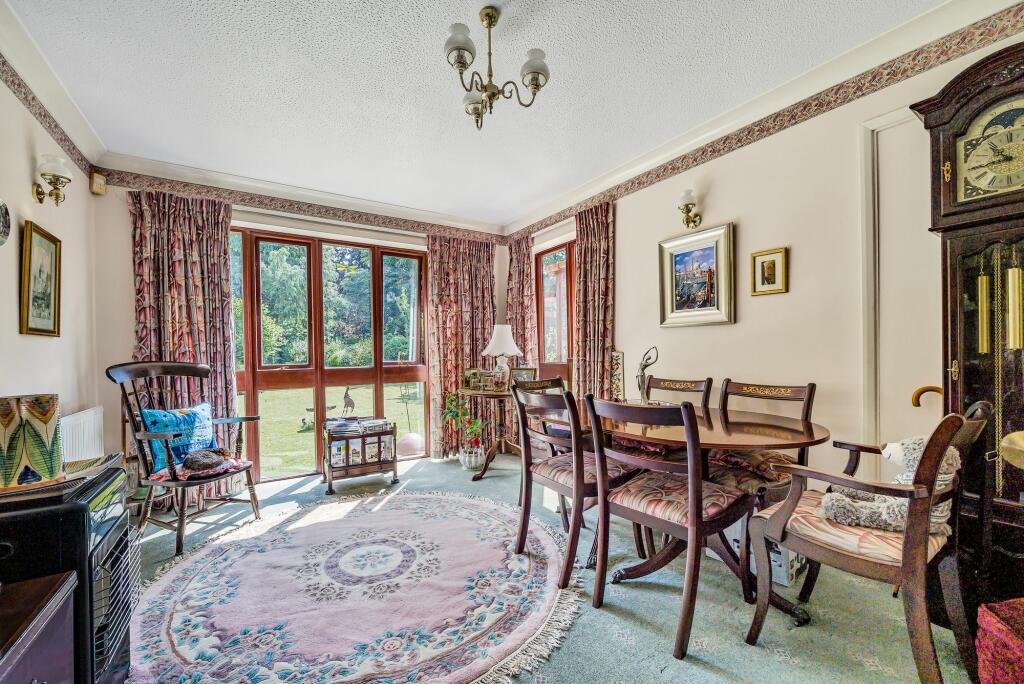 Dining Room (1)