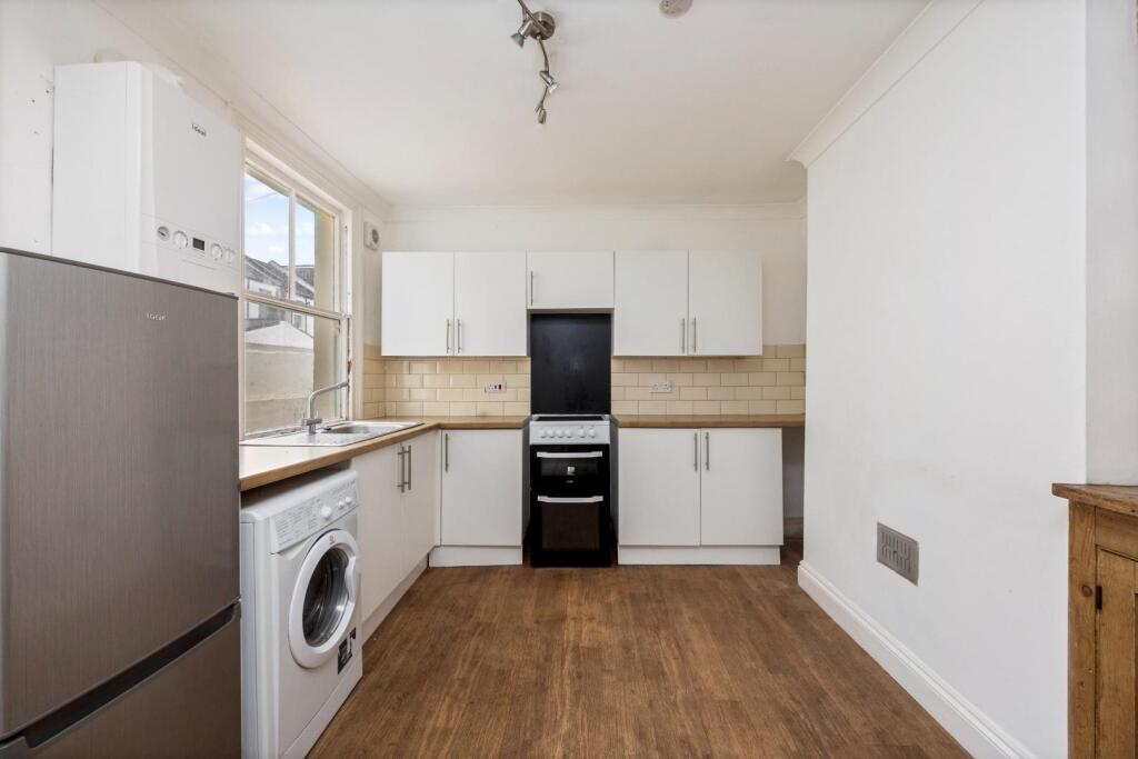 Sackville Road, Robert Luff-011.JPG