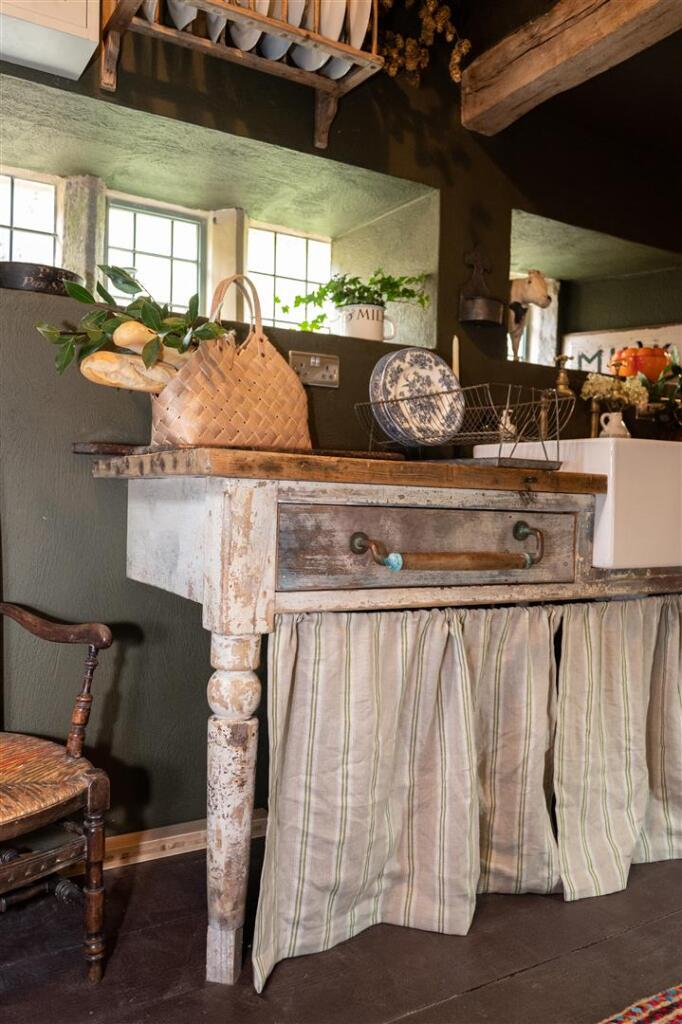 Castlehowe Kitchen aa.jpg