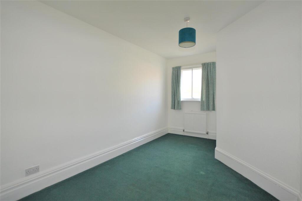 Bedroom...jpg