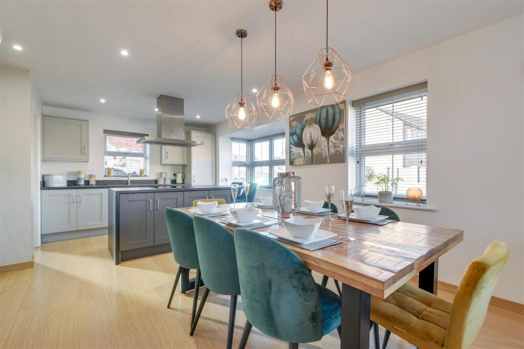 Kitchen diner