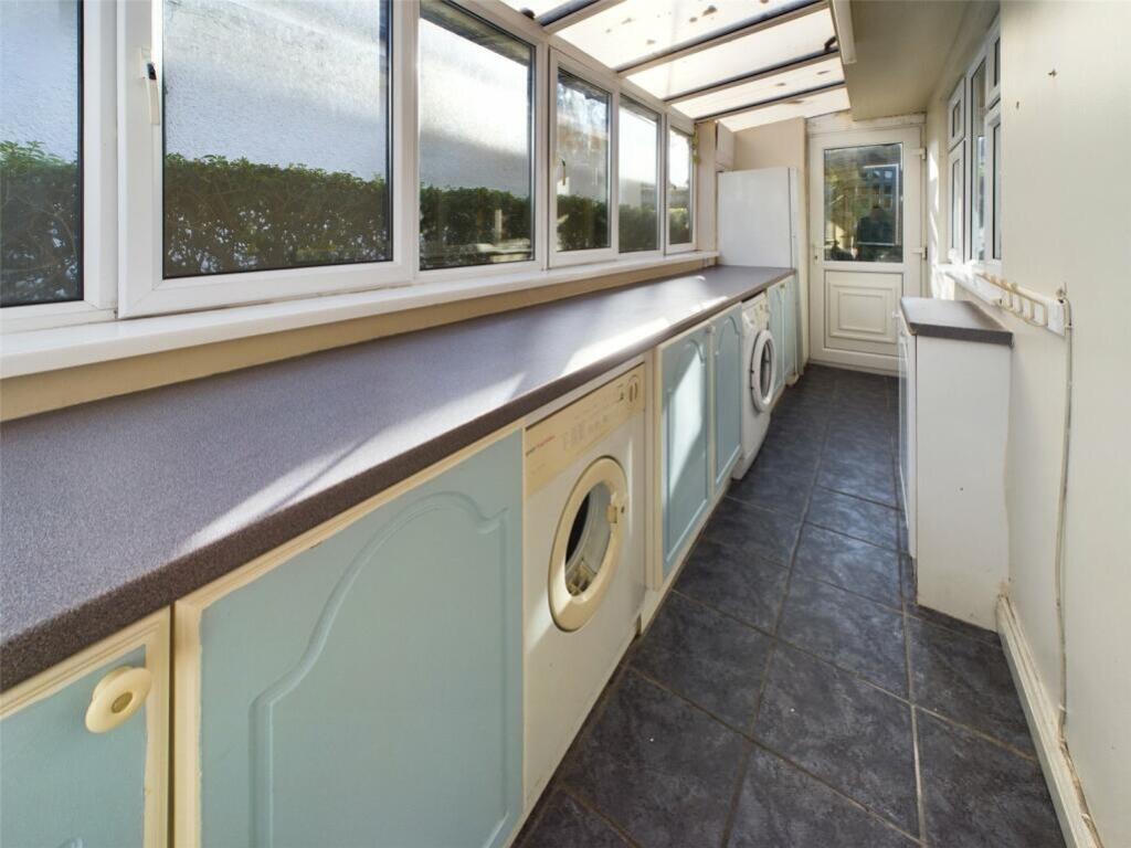 112579_QWL240662_L_IMG_06_0000