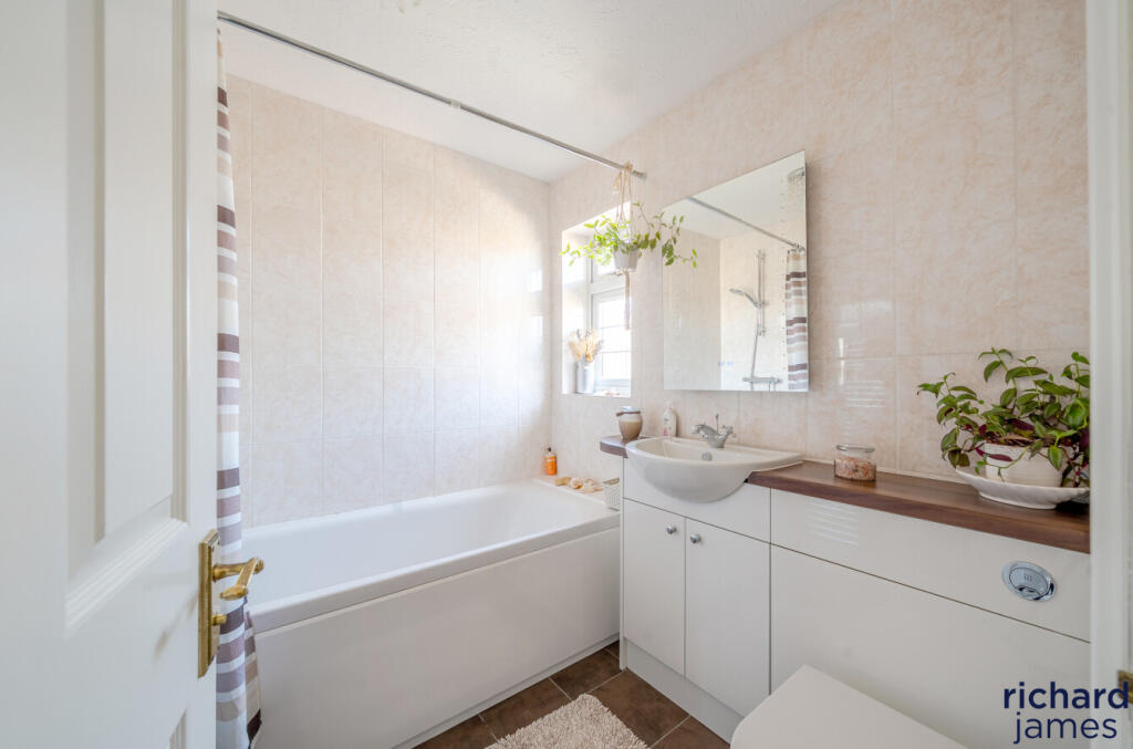 b0445c8230e845d9a2f93371d316c0fb