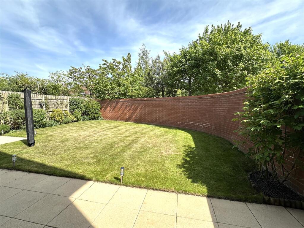 Luke Miller &amp; Associates