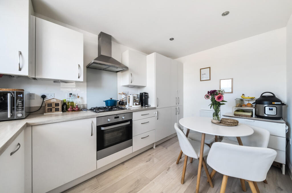 1321373-22-687132...