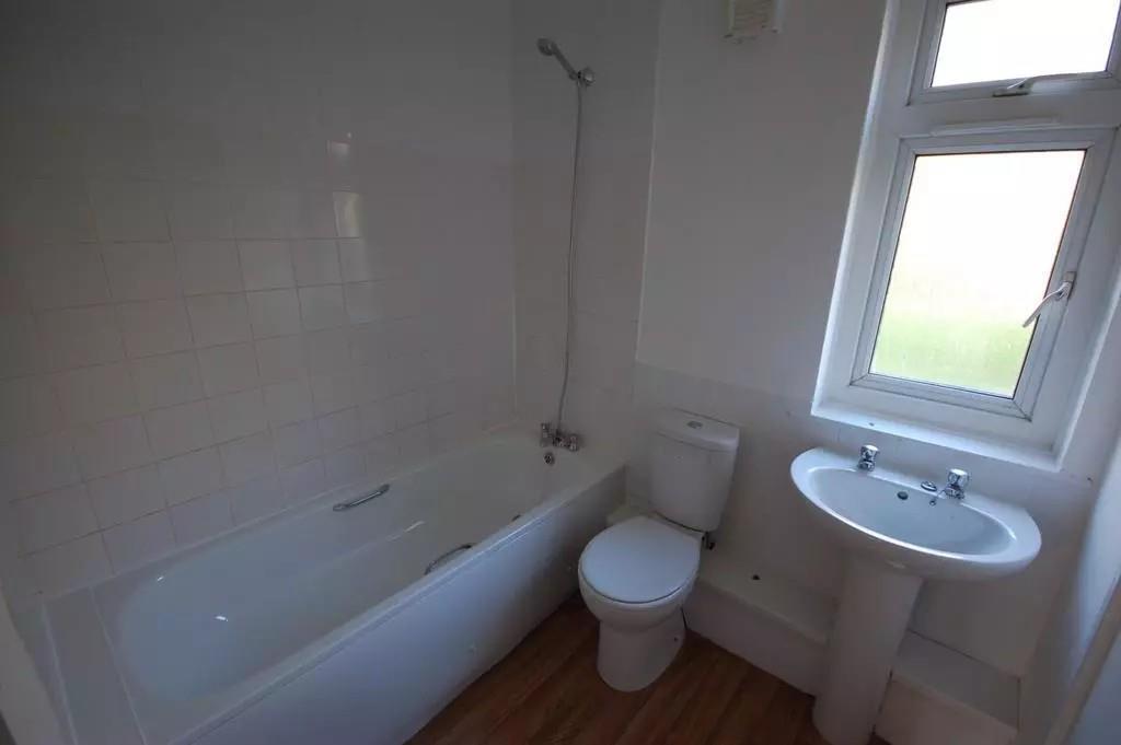 55 dalford bathroom.jpeg
