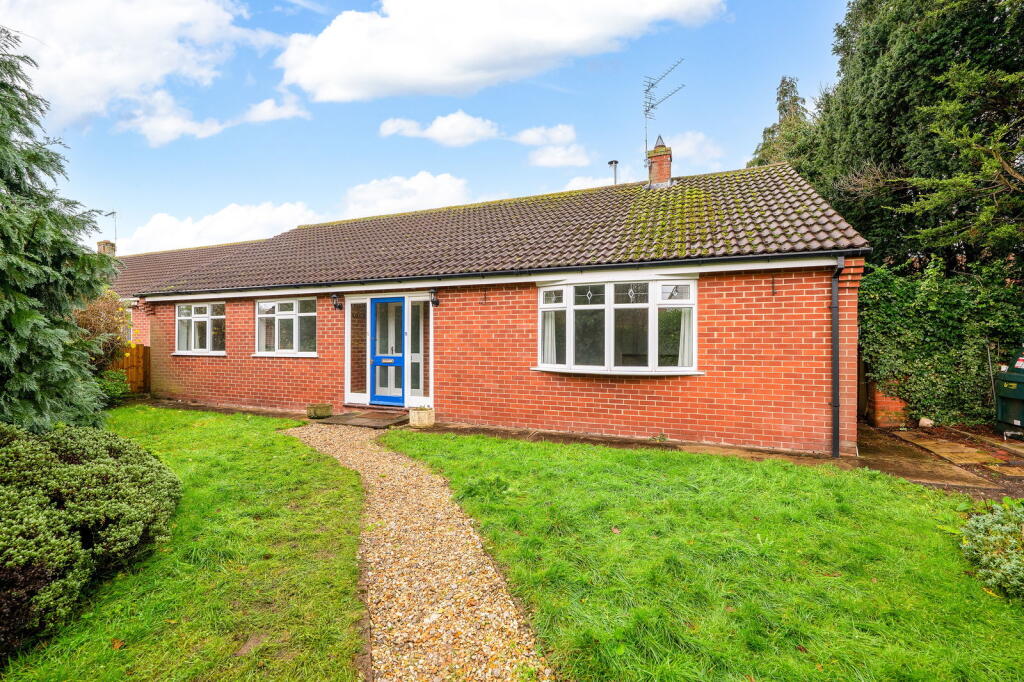 High Street, Carlton-le-Moorland, Lincoln, LN5 9HT