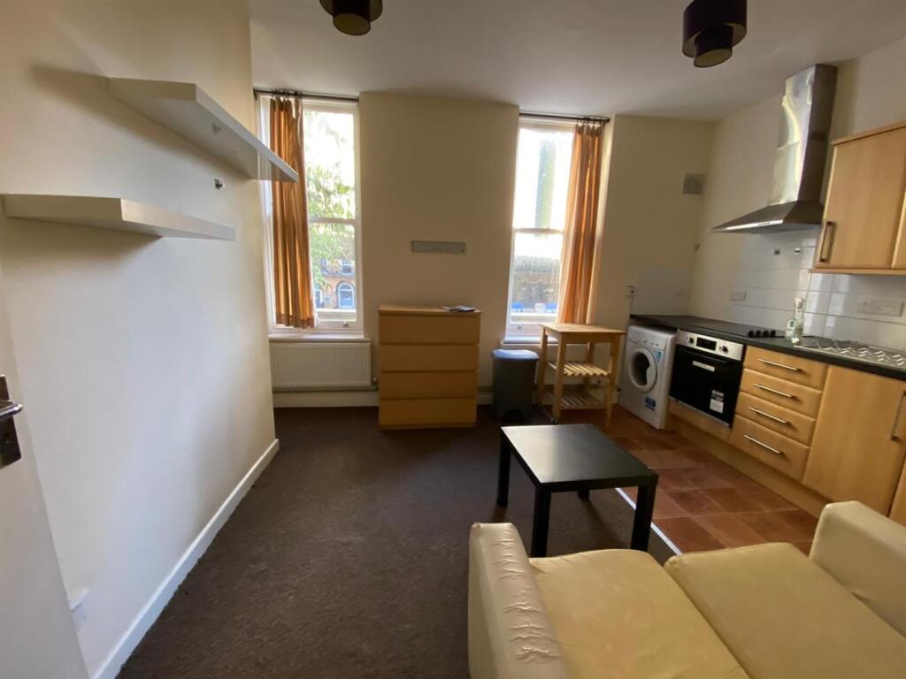 WhatsApp Image 2025-09-09 at 16.13.39 (7).jpeg