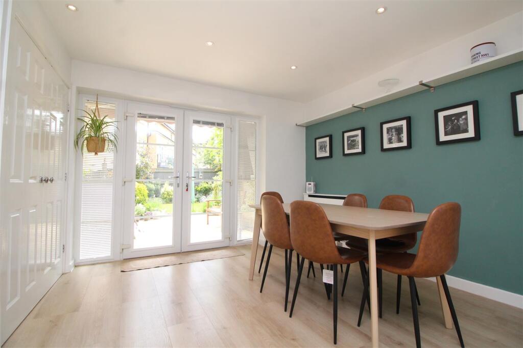 dining area.JPG