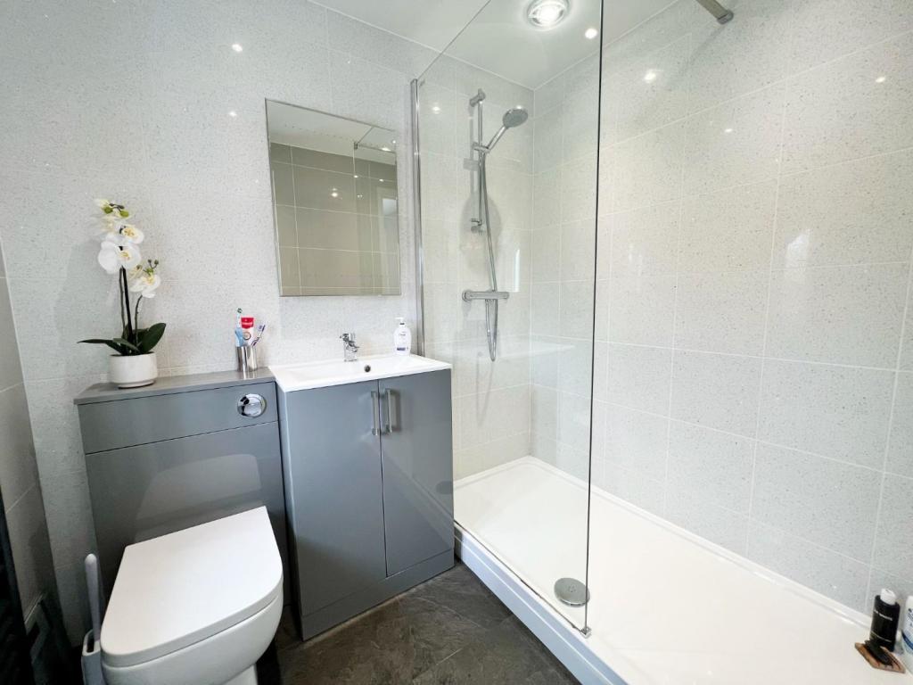 En Suite To Master.jpg
