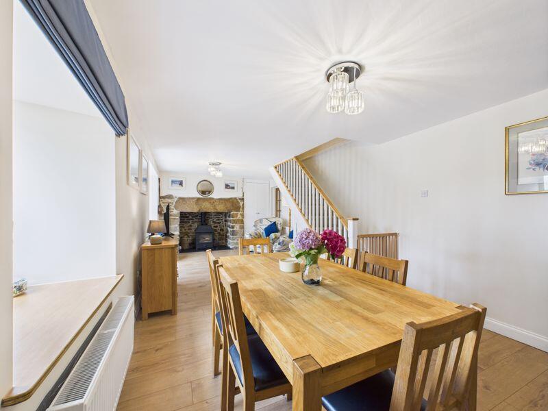 dining/living room