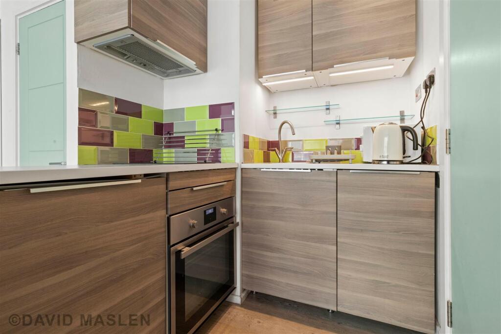kitchen2.jpeg