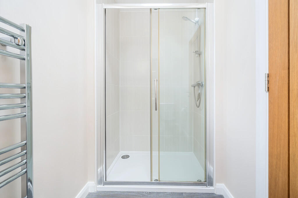 En-Suite Shower R...