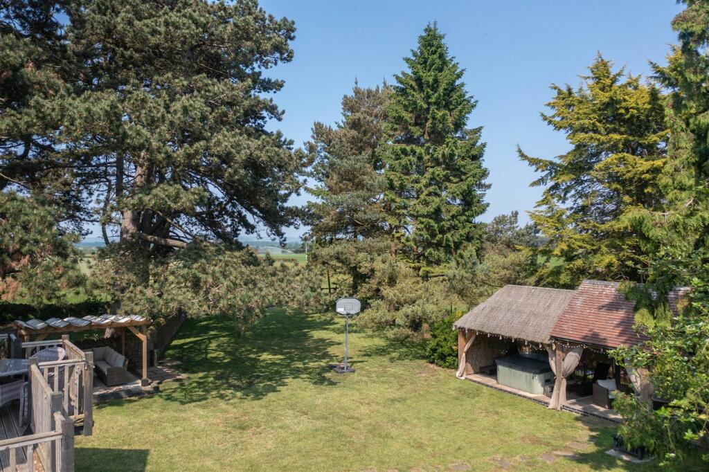 Overfield Lodge Aerial-4.jpg