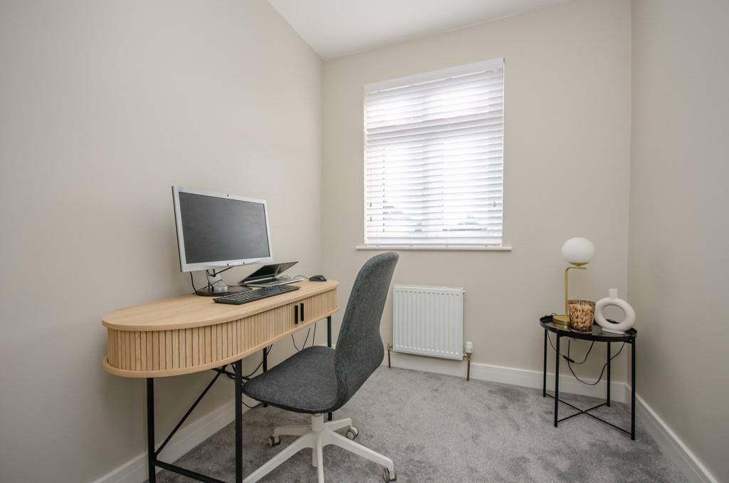 BEDROOM 4.jpg