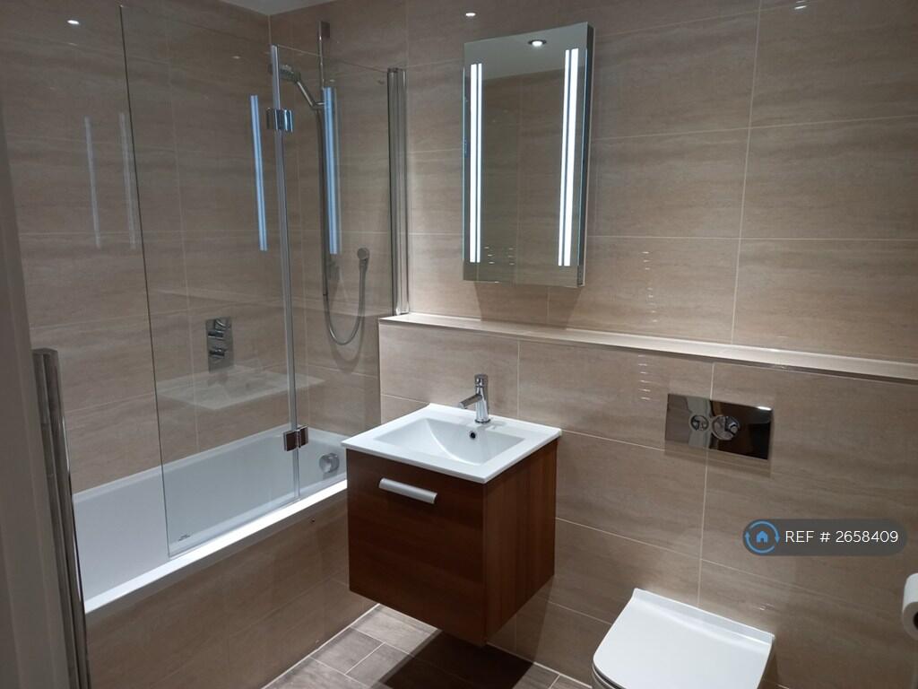 Main Bathroom