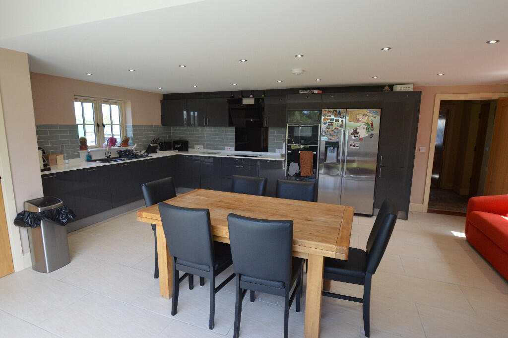 Kitchen / Diner