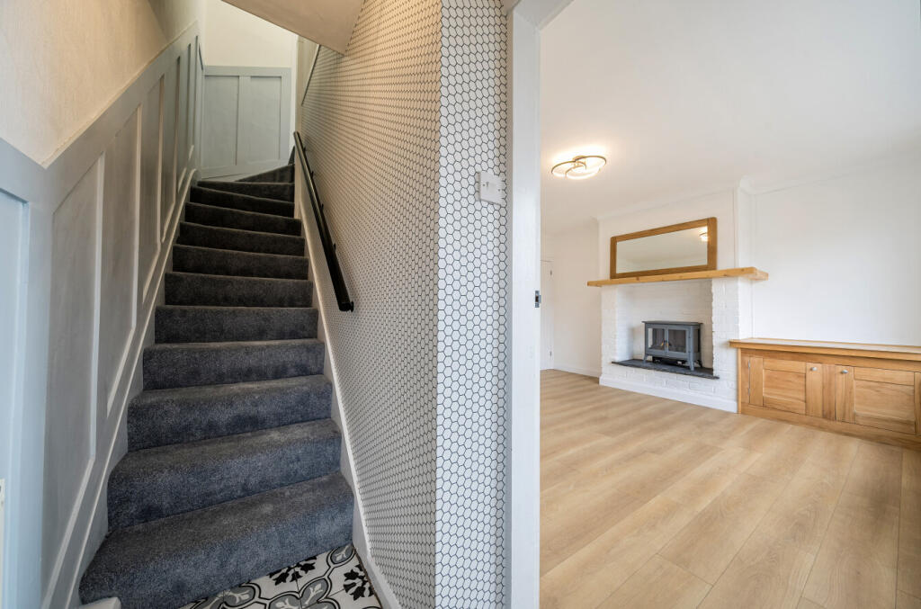 1359098-6-68de4f9...