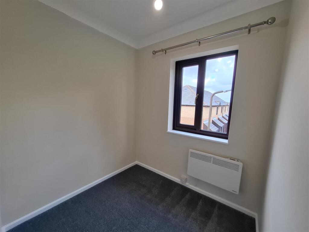 Bedroom 3.jpg