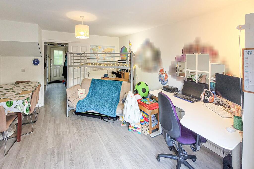 20240908_075623 LVG.jpg